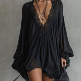 Laura - Vestido Mini em Chiffon Preto com Decote de Renda para Mulher