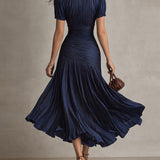 Adriana | Vestido midi satinado de riscas retro para Mulher