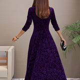 Denise | Elegante vestido de festa em veludo com decote em V