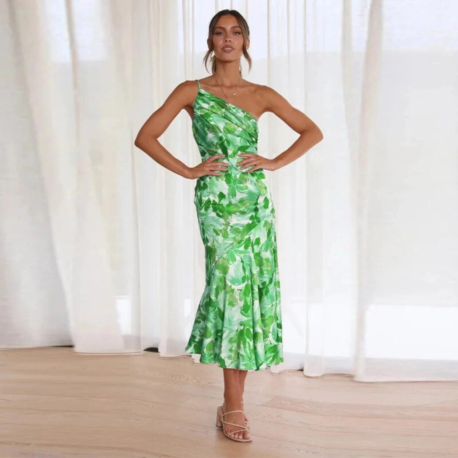 Greta™ | Vestido longo assimétrico com estampa floral para mulheres