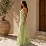 Almudena | Vestido Elegância Sofisticada que Estiliza com Delicadeza para Mulher