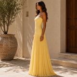Almudena | Vestido Elegância Sofisticada que Estiliza com Delicadeza para Mulher