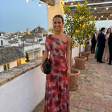 Carla | Vestido elegante sem autorizações