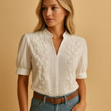 Cambria – Blusa Cambria com gola cortada e bordado para Mulher
