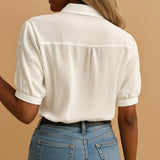 Cambria – Blusa Cambria com gola cortada e bordado para Mulher