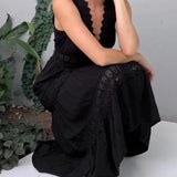 Charlotte - Vestido de renda artesanal com decote em V